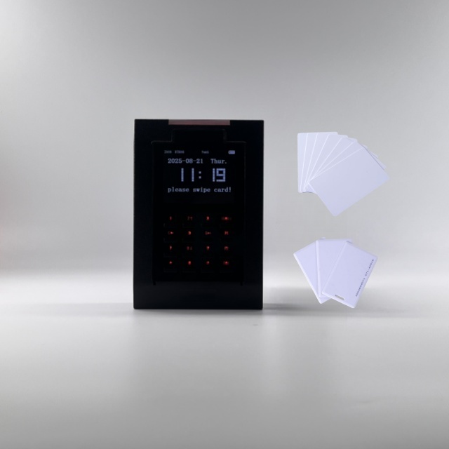 125KHz IDカードと13.56MHz ICカードをサポ - Biometric Time Attendance Machine のレビューと価格